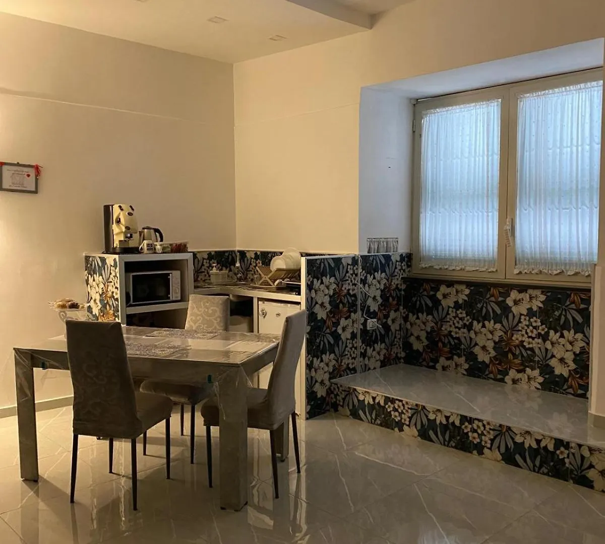 Holiday home Le 3 Sorelle House Naples Italy
