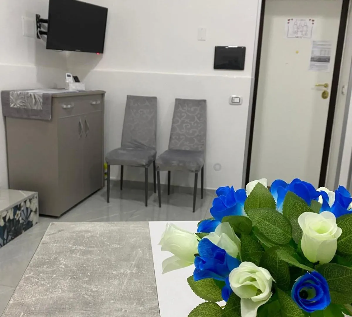 Le 3 Sorelle House Naples